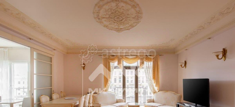 4-комн. квартира, 145 м2, 3/4 эт. Санкт-Петербург - изображение 1