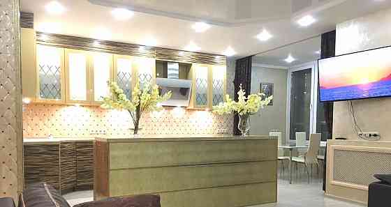 2-комн. квартира, 107 м2, 5/33 эт. Москва