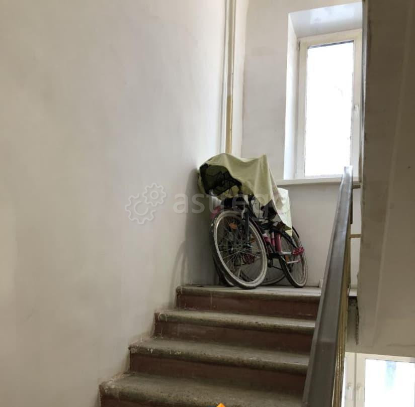 Комната, 28.2 м2, 2/5 эт. Москва - изображение 3