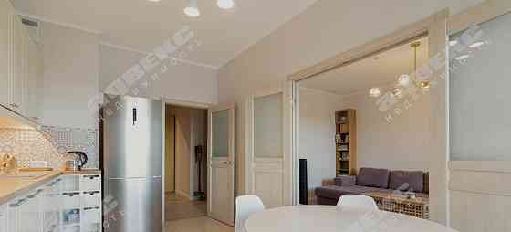 3-комн. квартира, 91 м2, 10/13 эт. Санкт-Петербург