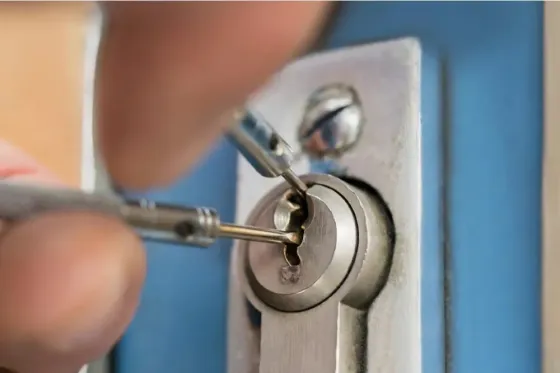 Вскрытие замков, открыть машину, ремонт замков Новороссийск