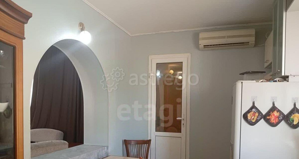 Дом, 274.6 м2, 6 соток, 3 эт. Астрахань - изображение 2