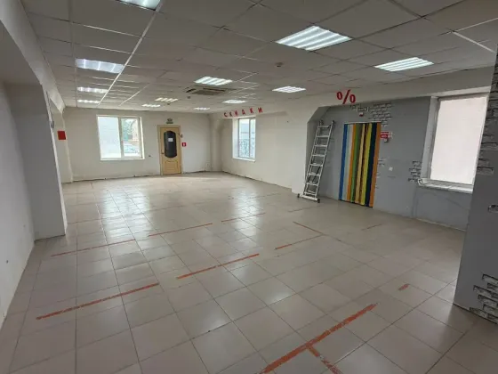 Сдам торговое помещение, 77 м2 Крымск