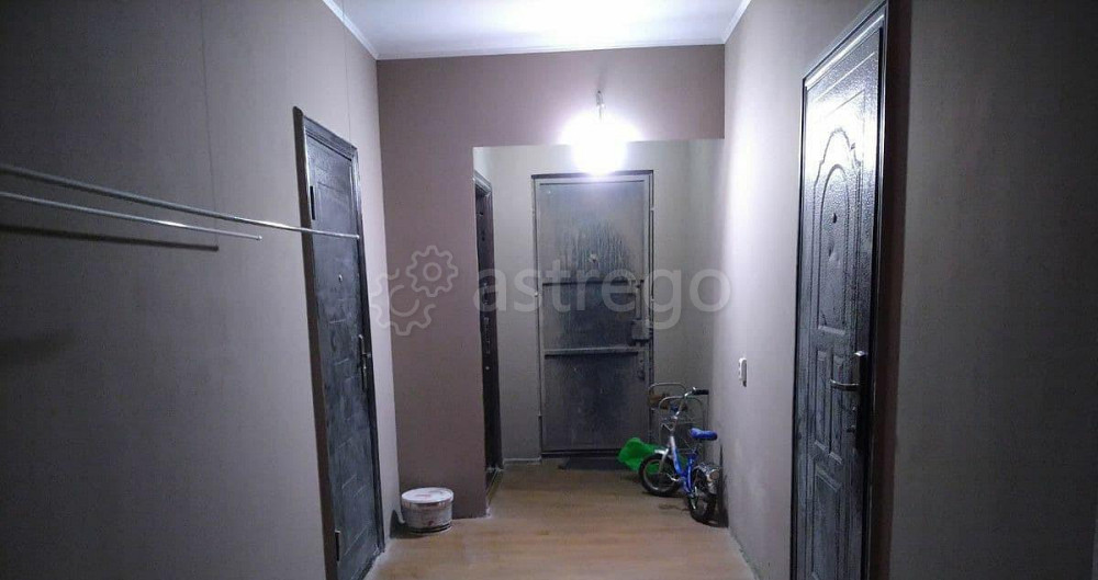 Комната, 18 м2, 3/5 эт. Красноярск - изображение 2