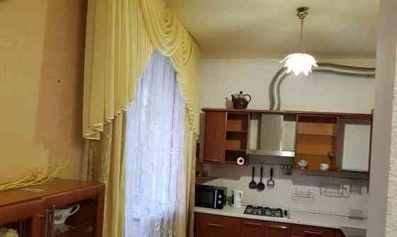 2-комн. квартира, 56 м2, 3/8 эт. Москва