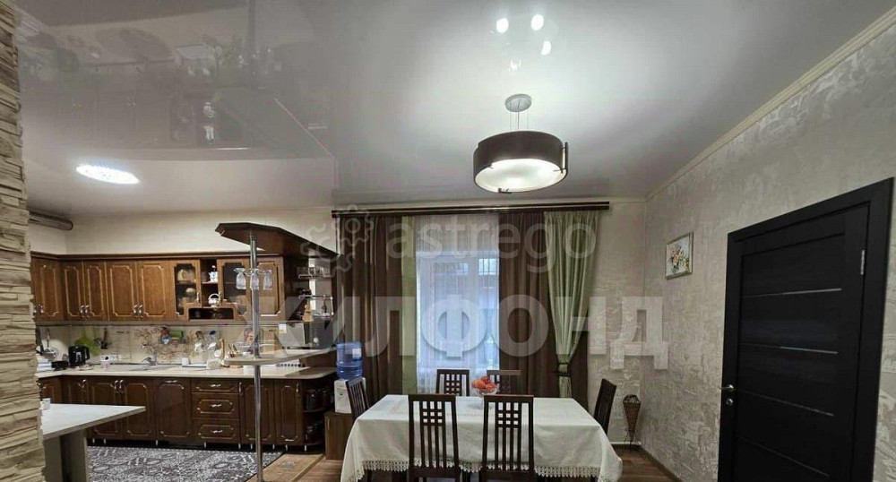 Дом, 168.8 м2, 6 соток, 2 эт. Новоалтайск - изображение 3