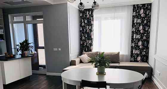 4-комн. квартира, 98 м2, 2/6 эт. Химки