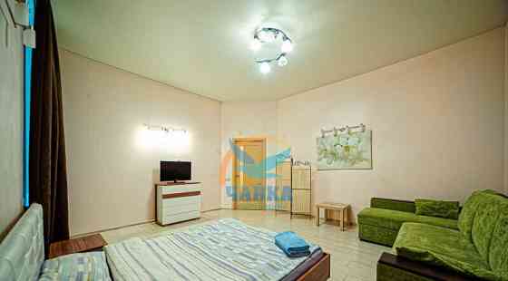 2-комн. квартира, 90 м2, 1/5 эт. Санкт-Петербург