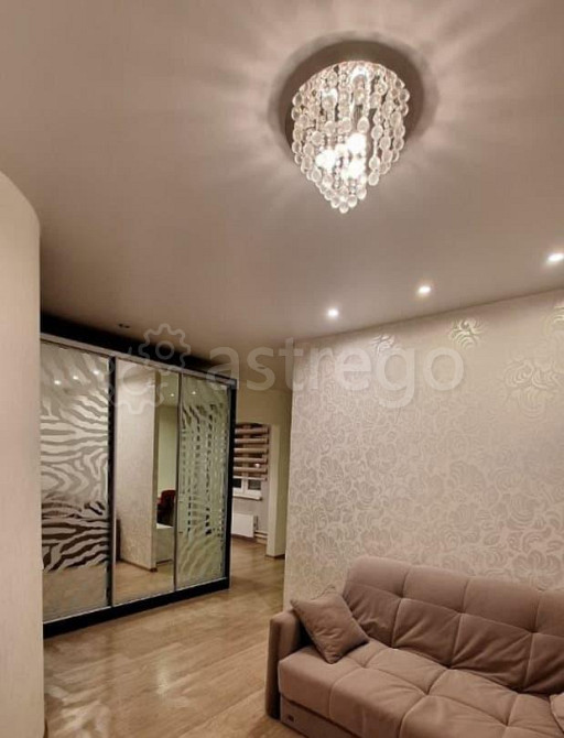 2-комн. квартира, 54 м2, 7/10 эт. Красноярск - изображение 2