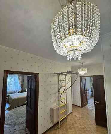 6-комн. квартира, 208.2 м2, 6/7 эт. Белгород