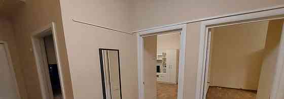2-комн. квартира, 61 м2, 8/8 эт. Москва