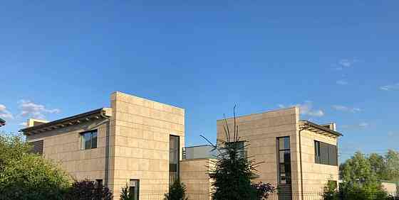 Коттедж, 240 м2, 10 соток, 2 эт. Москва