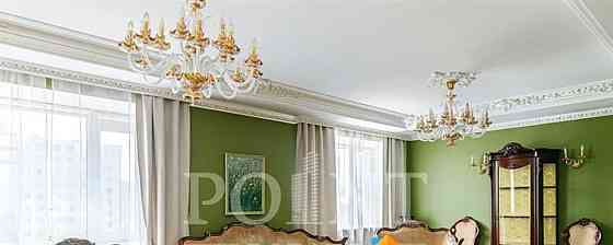 6-комн. квартира, 224 м2, 9/10 эт. Москва