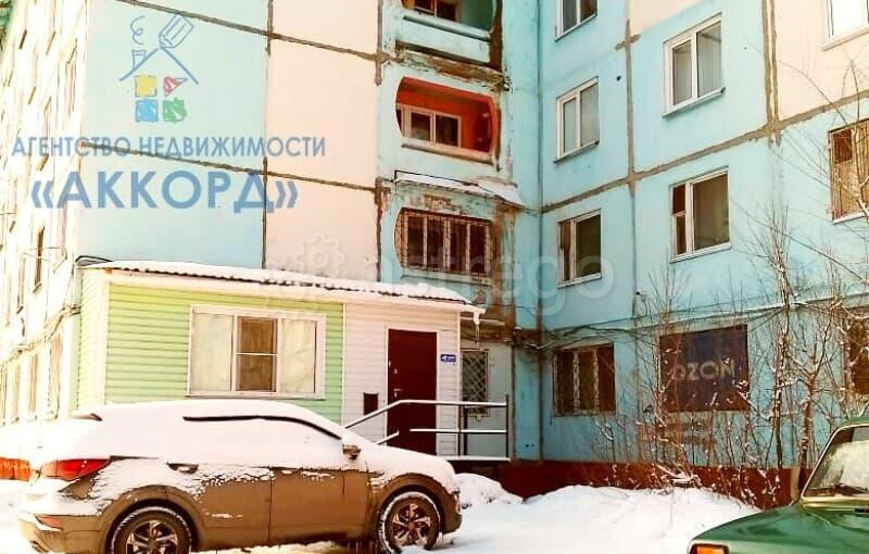 Комната, 10 м2, 4/5 эт. Бийск - изображение 2