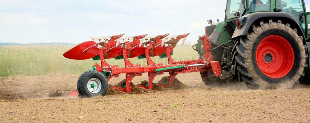 Плуг навесной облегчённый оборотный Agro-Masz POL 3/ 3+1 Санкт-Петербург - изображение 1