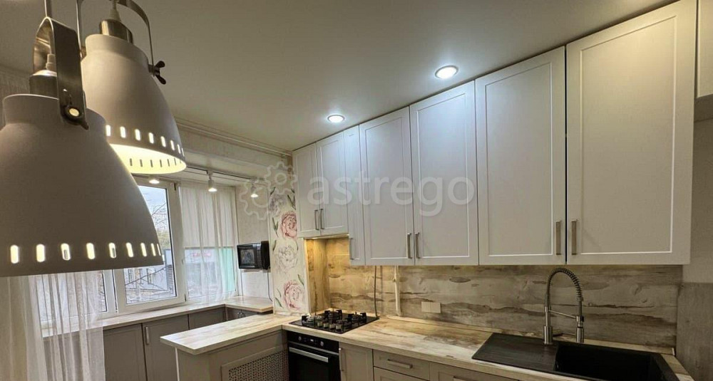 3-комн. квартира, 72 м2, 1/9 эт. Воскресенск - изображение 1