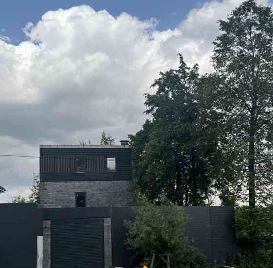 Коттедж, 224 м2, 4.3 сотки, 3 эт. Химки