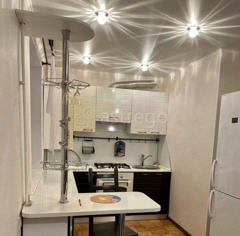 2-комн. квартира, 47 м2, 3/5 эт. Октябрьский - изображение 2