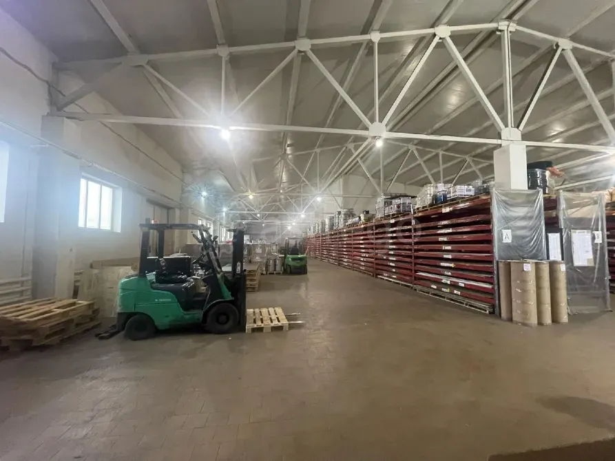 Сдам складское помещение, 1500 м2, долгосрочно Москва - изображение 2