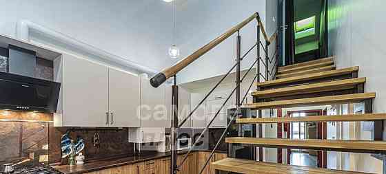 4-комн. квартира, 140 м2, 4/4 эт. Санкт-Петербург