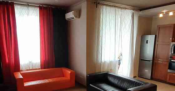 3-комн. квартира, 105 м2, 2/22 эт. Москва
