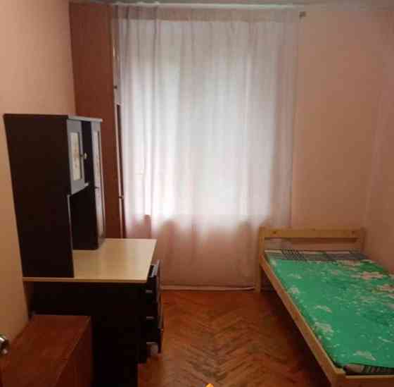 Комната, 10 м2, 3/5 эт. Москва