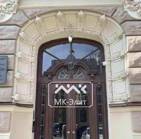 6-комн. квартира, 284 м2, 4/5 эт. Санкт-Петербург