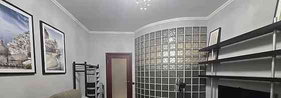 2-комн. квартира, 60 м2, 2/24 эт. Москва
