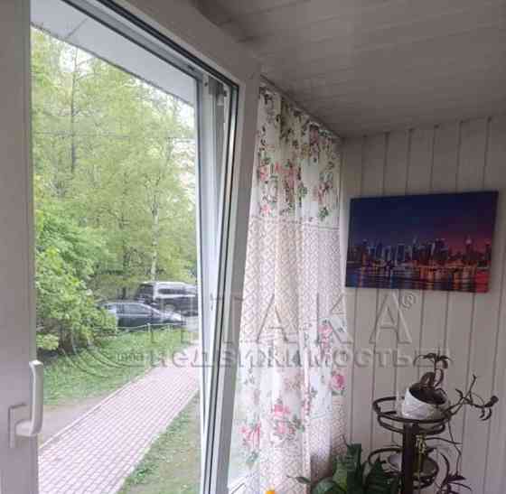 Комната, 36 м2, 1/9 эт. Санкт-Петербург