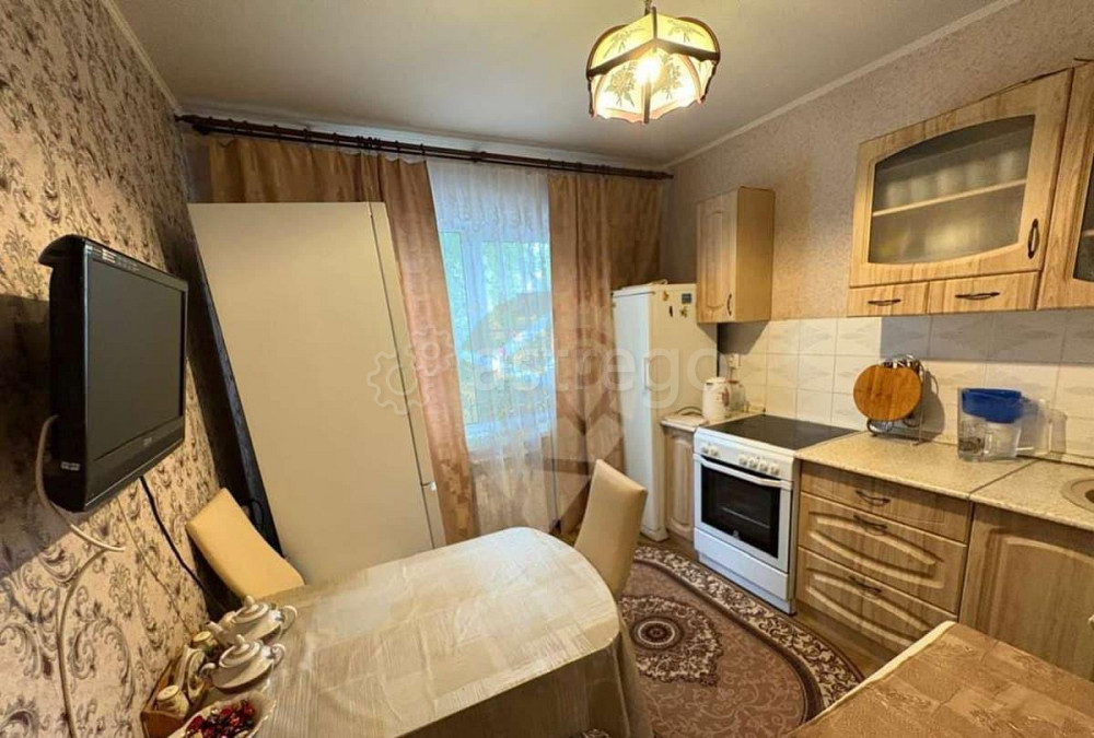 4-комн. квартира, 69.2 м2, 1/9 эт. Старый Оскол - изображение 1