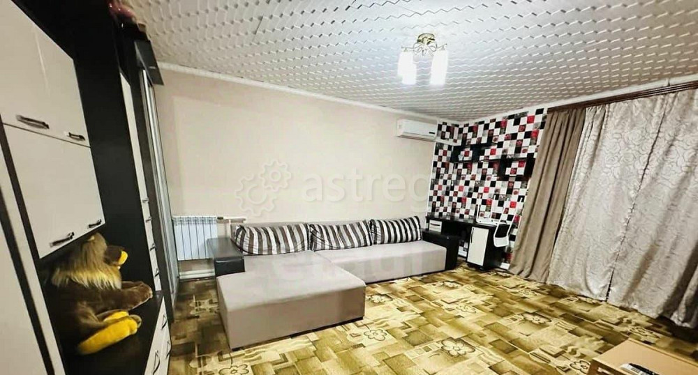 Комната, 37.5 м2, 1/2 эт. Алексеевка - изображение 1