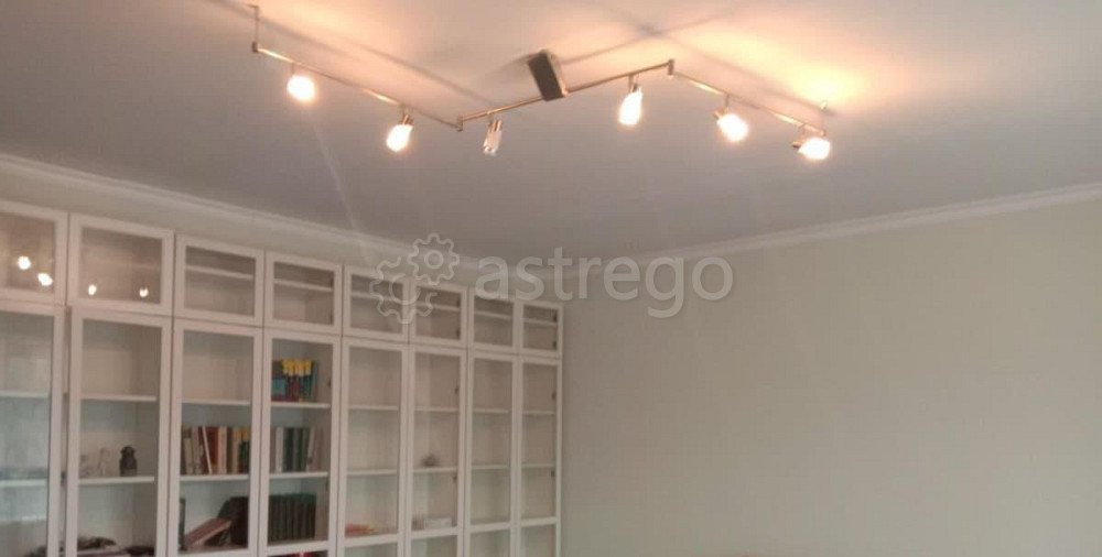 Дом, 450 м2, 14 соток, 3 эт. Москва - изображение 1