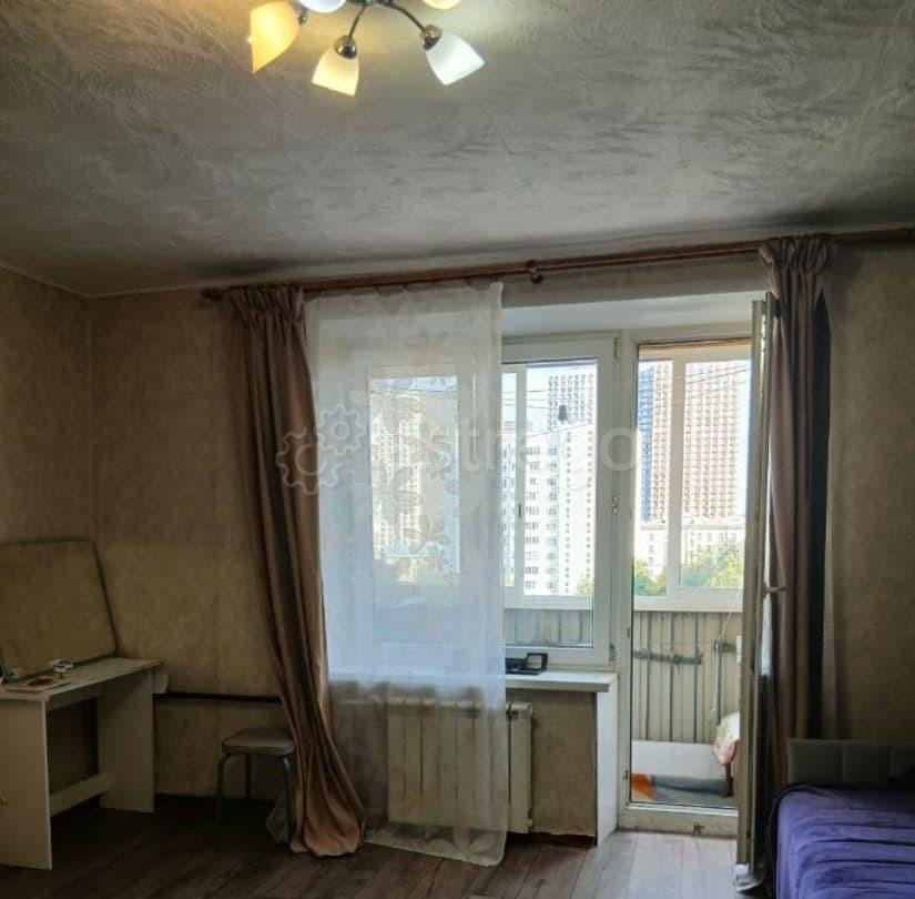 Комната, 17 м2, 6/17 эт. Москва - изображение 1