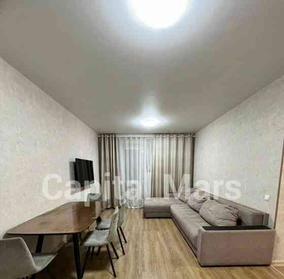 4-комн. квартира, 80 м2, 2/16 эт. Москва