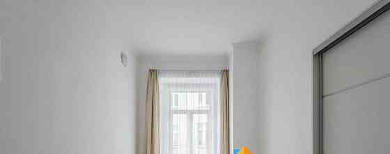 6-комн. квартира, 220 м2, 3/7 эт. Москва