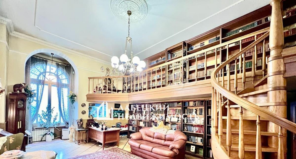 4-комн. квартира, 185 м2, 3/6 эт. Санкт-Петербург - изображение 4