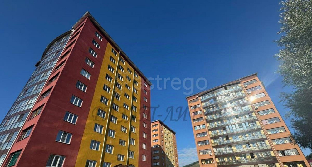 2-комн. квартира, 55.8 м2, 4/10 эт. Горно-Алтайск - изображение 1