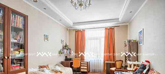 4-комн. квартира, 136.7 м2, 3/9 эт. Санкт-Петербург