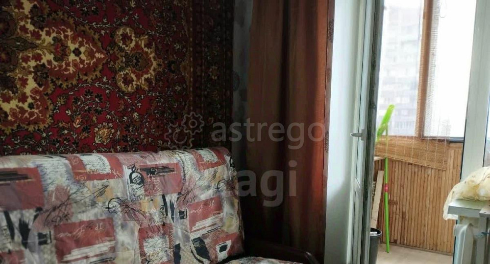 Комната, 25 м2, 7/15 эт. Санкт-Петербург - изображение 2