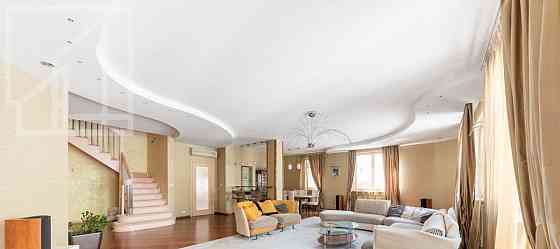 4-комн. квартира, 180 м2, 3/5 эт. Москва