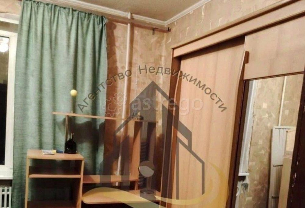 4-комн. квартира, 75 м2, 1/9 эт. Старый Оскол - изображение 1