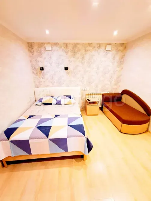 Сдам 1-комн. квартиру, 33 м2, 1/3 эт., посуточно Ялта - изображение 3