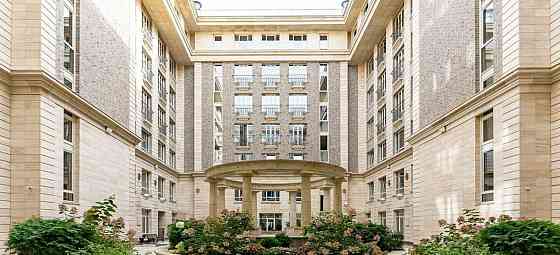 4-комн. квартира, 134 м2, 4/6 эт. Санкт-Петербург
