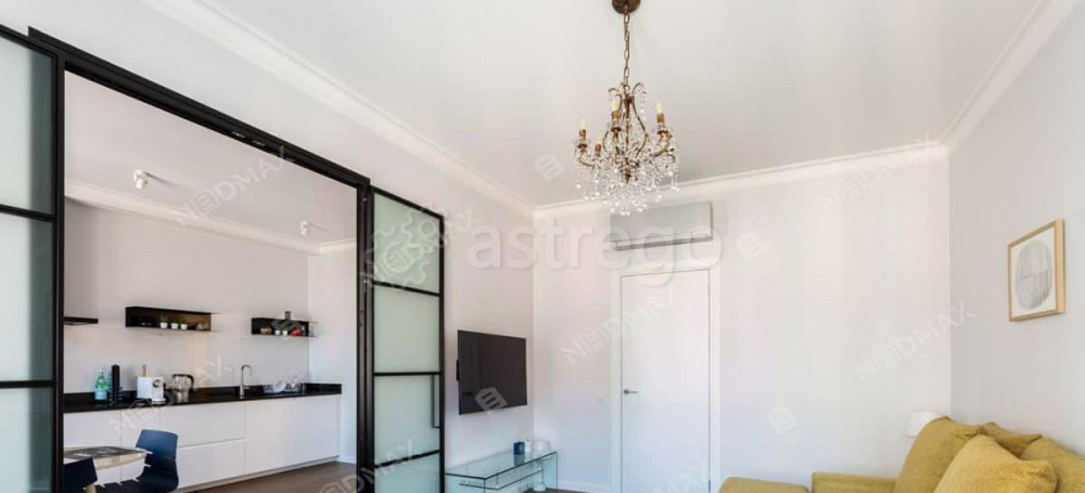 2-комн. квартира, 81 м2, 4/9 эт. Санкт-Петербург - изображение 1