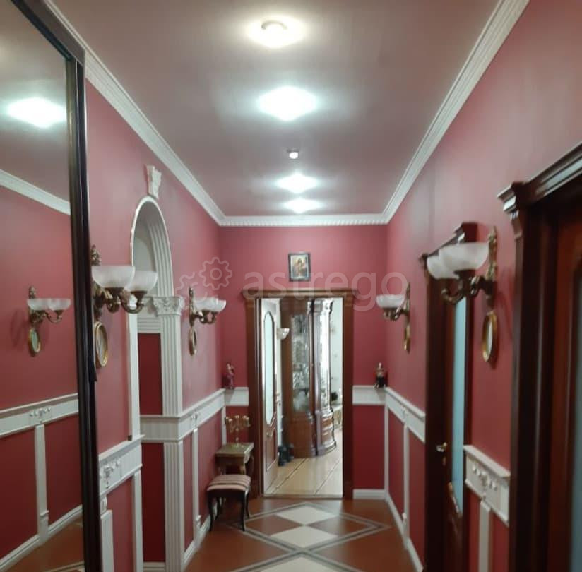 5-комн. квартира, 174 м2, 2/5 эт. Санкт-Петербург - изображение 2