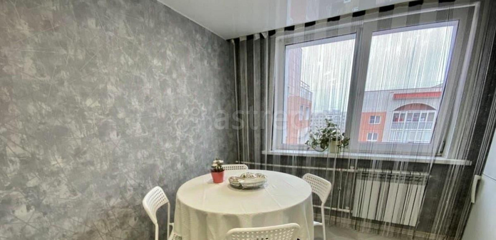 2-комн. квартира, 65 м2, 10/11 эт. Барнаул - изображение 2