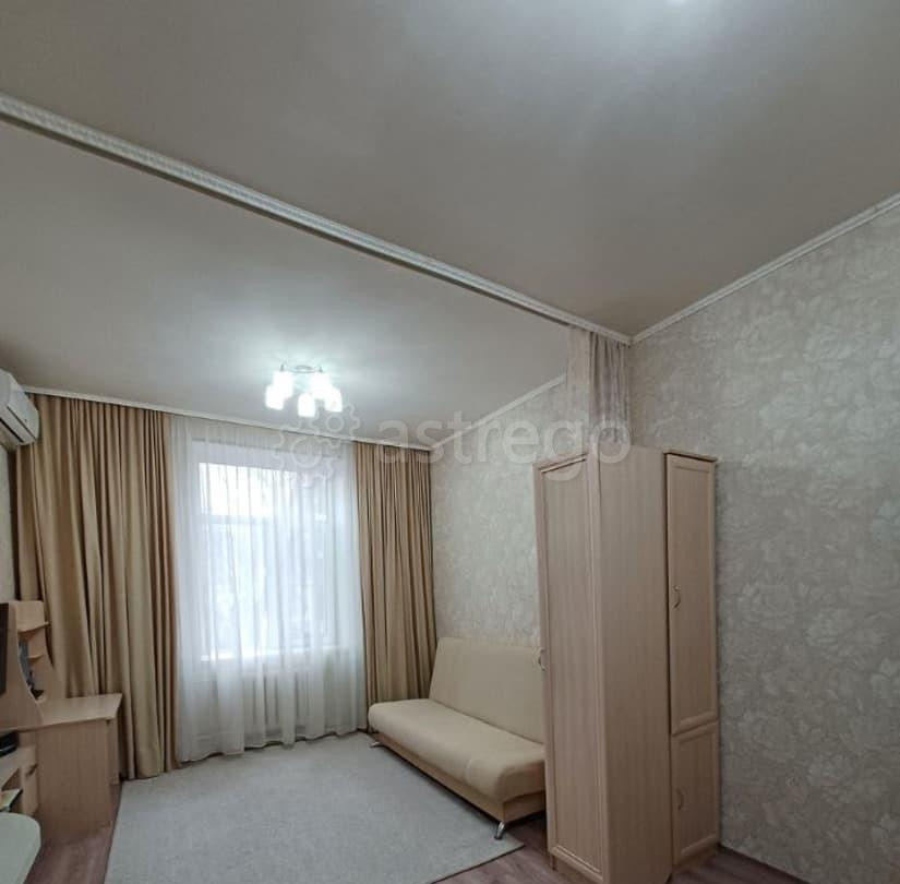 Комната, 20.7 м2, 1/5 эт. Москва - изображение 1