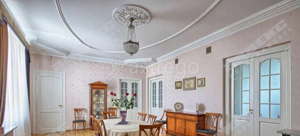 5-комн. квартира, 249.3 м2, 6/6 эт. Санкт-Петербург - изображение 1