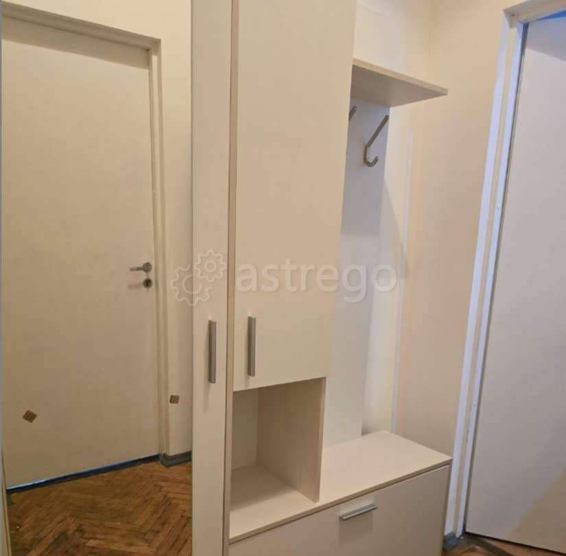 Комната, 17 м2, 2/5 эт. Москва - изображение 2