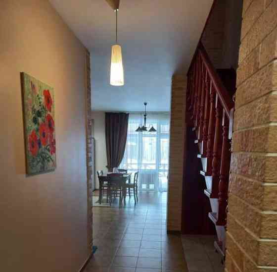 6-комн. квартира, 200 м2, 1/3 эт. Раменское